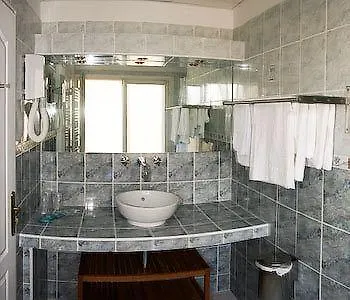 Les Palmiers Hotel Frejus 3*,