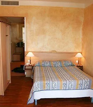 ***  Les Palmiers Hotel Frejus France